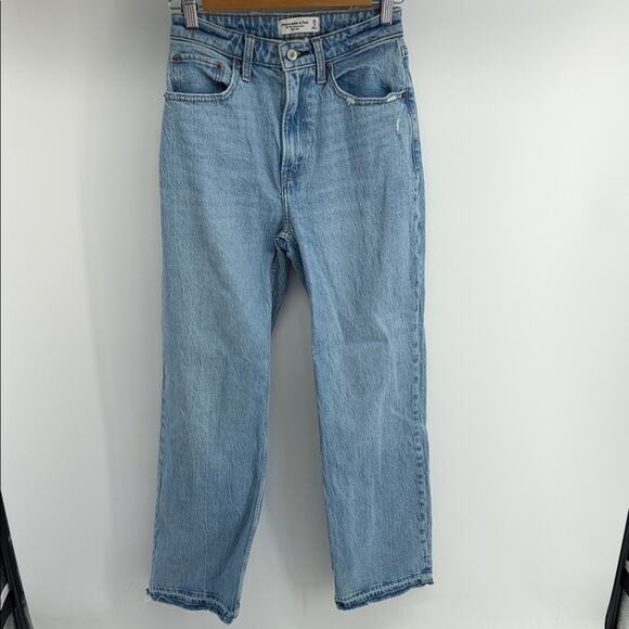 Abercrombie & Fitch The 90’s Relaxed Jeans High Rise raw hem denim jeans sz 25 - Picture 1 of 8